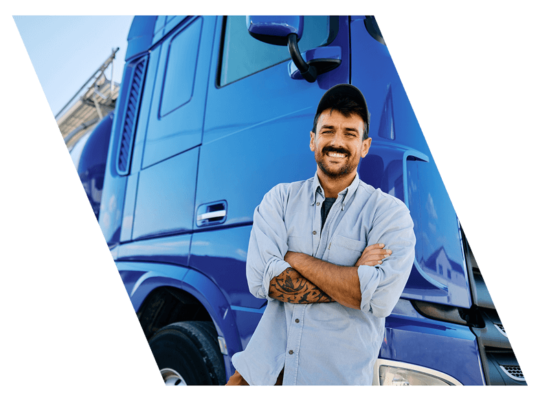 driver poses after getting corporate cdl training in natchez